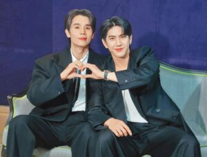 Lee más sobre el artículo Los actores tailandeses Jimmy y Sea realizarán un tour por Latinoamérica