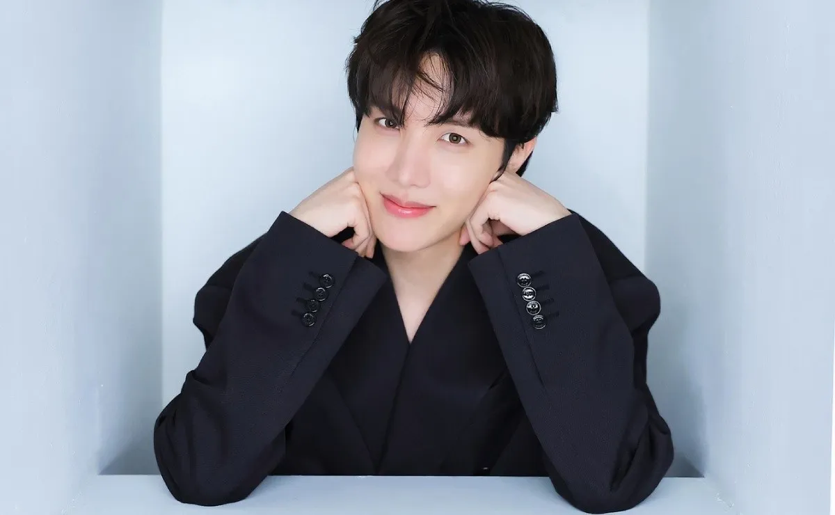 Lee más sobre el artículo J-Hope de BTS anuncia gira por varios países este 2025