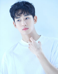 Lee más sobre el artículo La agencia de Kim Soo Hyun, Gold Medalist, presenta demanda legal contra GaSeYeon por chantaje