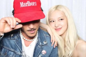 Lee más sobre el artículo Rosé de BLACKPINK y Bruno Mars rompen récord con ‘APT’ al alcanzar 1.5 mil millones de reproducciones